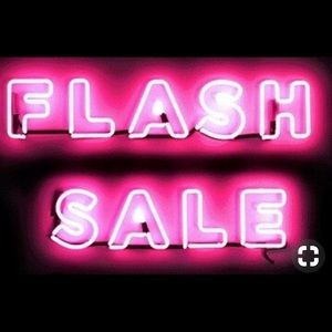 ENDING SOON! $10 LuLaRoe! Agnes & Dora!